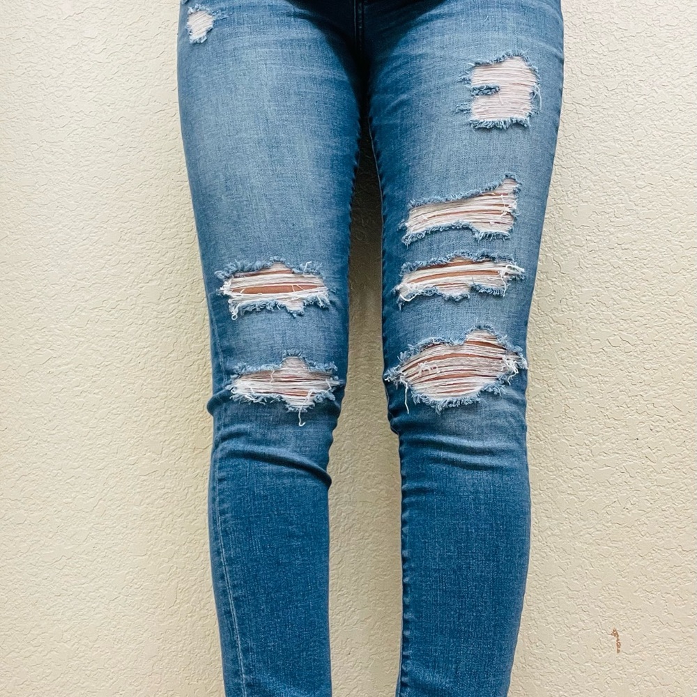 Abercrombie & Fitch Light Blue Distressed High-Rise Skinny Jeans